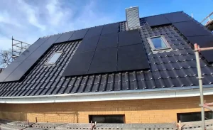 PV-Pflicht Hamburg: Photovoltaikanlage im Rahmen einer Dachsanierung