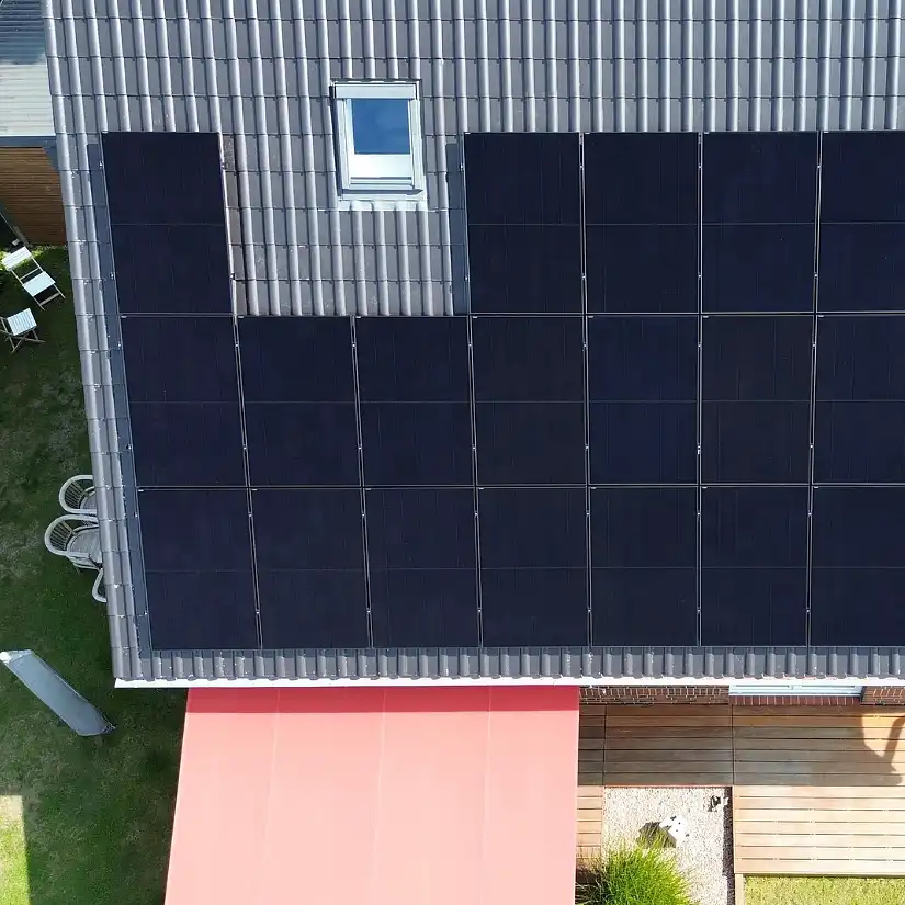 Dachansicht von Photovoltaik in Lüneburg.