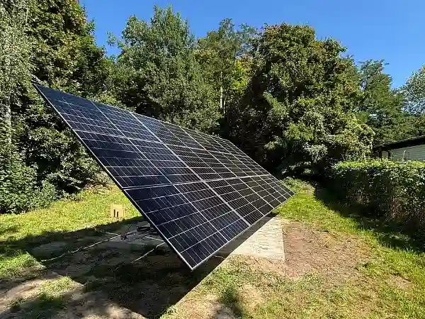 Solartracker im Garten
